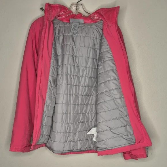 Free Country Woman Bright Pink Raincoat - Picture 10 of 13